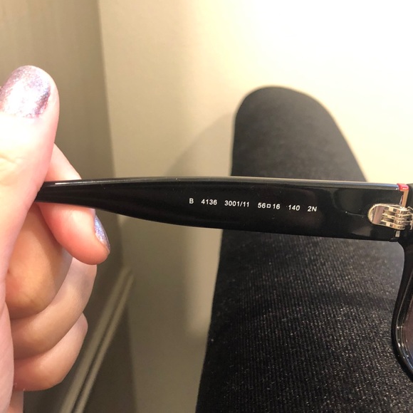 Burberry Sunglasses - Picture 9 of 10